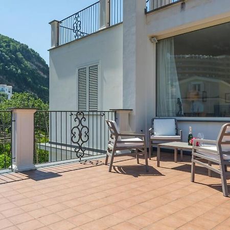 Casa Gege', For Up To 5 Guests, Shared Pool, Sorrento Center 아파트 외부 사진